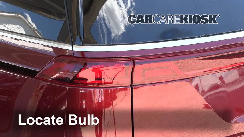 2022 Kia Carnival SX 3.5L V6 Éclairage Feu stop (remplacer ampoule)